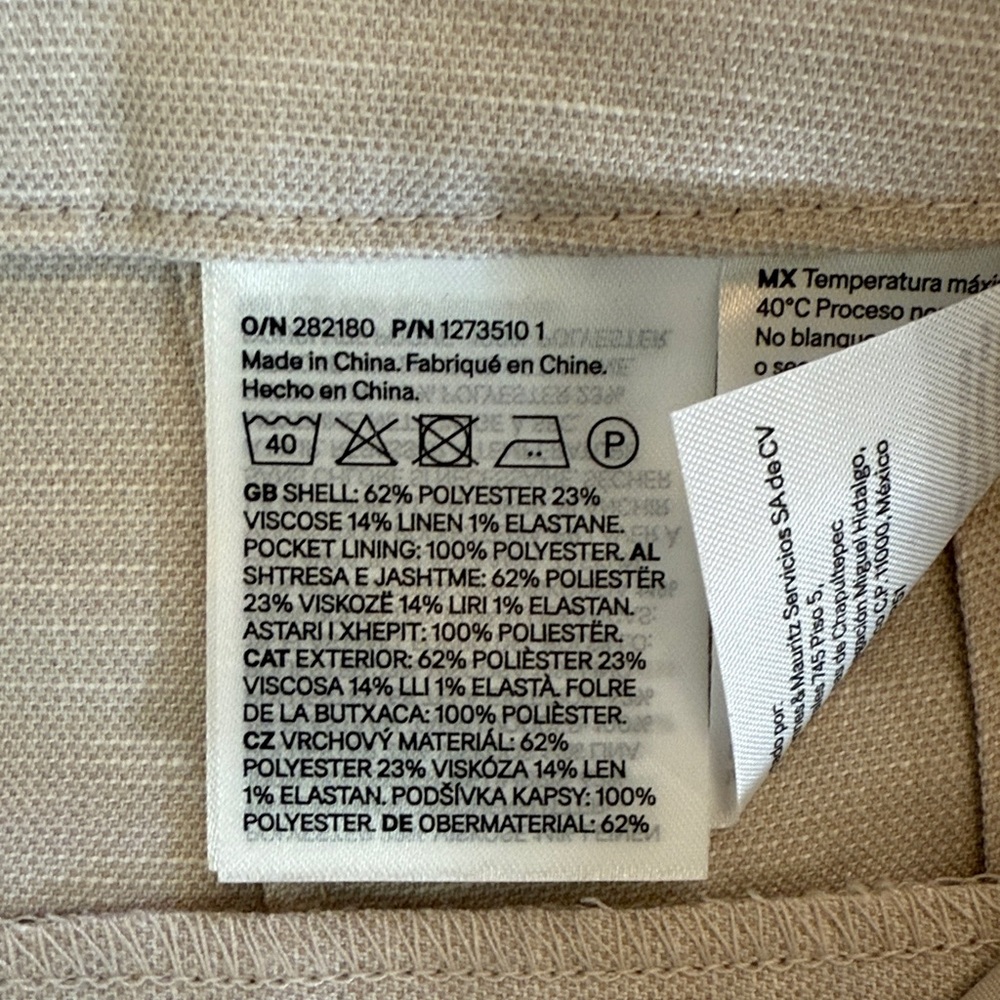NWT H&M Women's Beige Bermuda Shorts - Picture 4 of 5